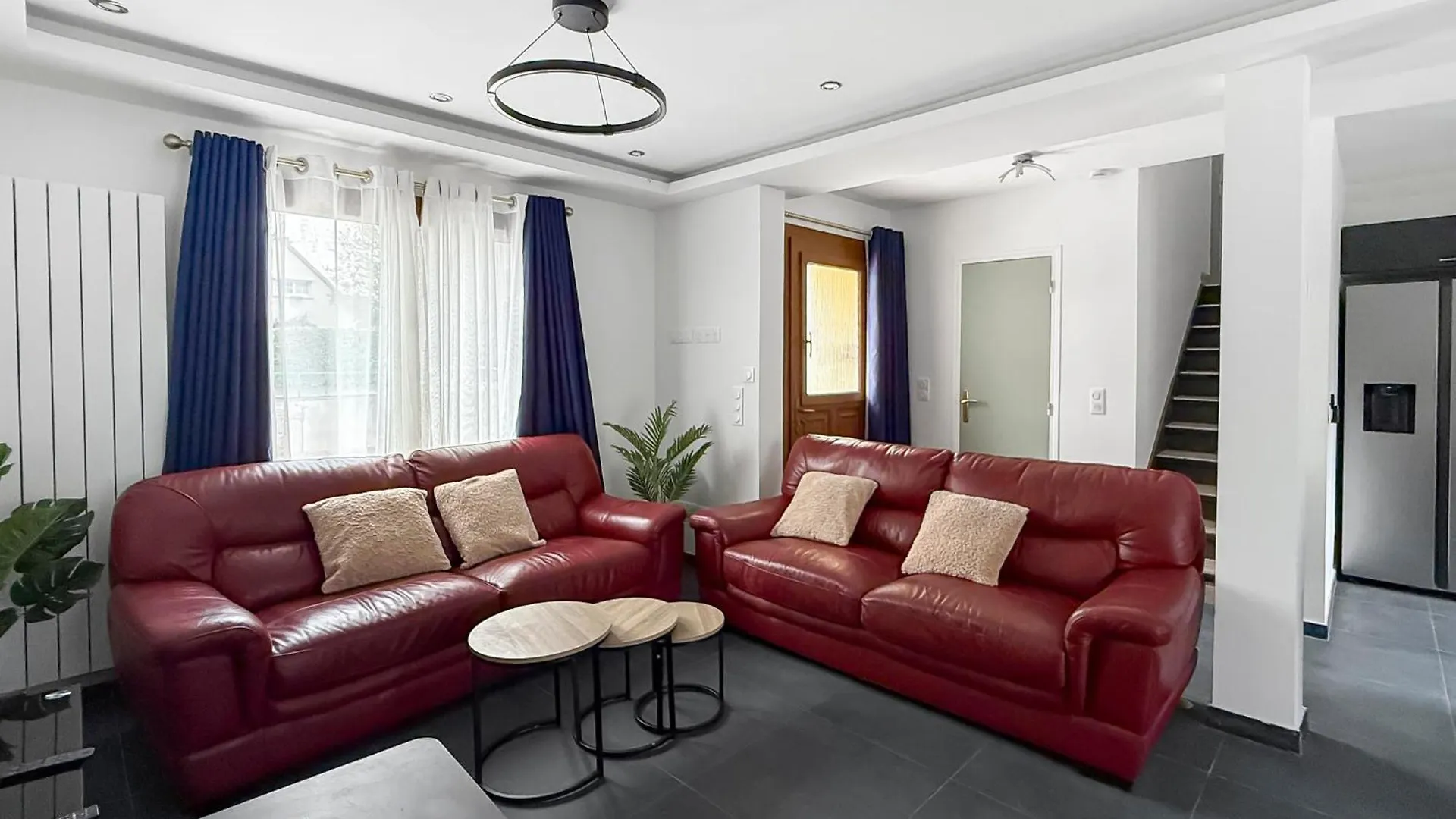 Maison Spacieuse Avec Jardin Et Parking Prive Moussy-le-Neuf 0*,