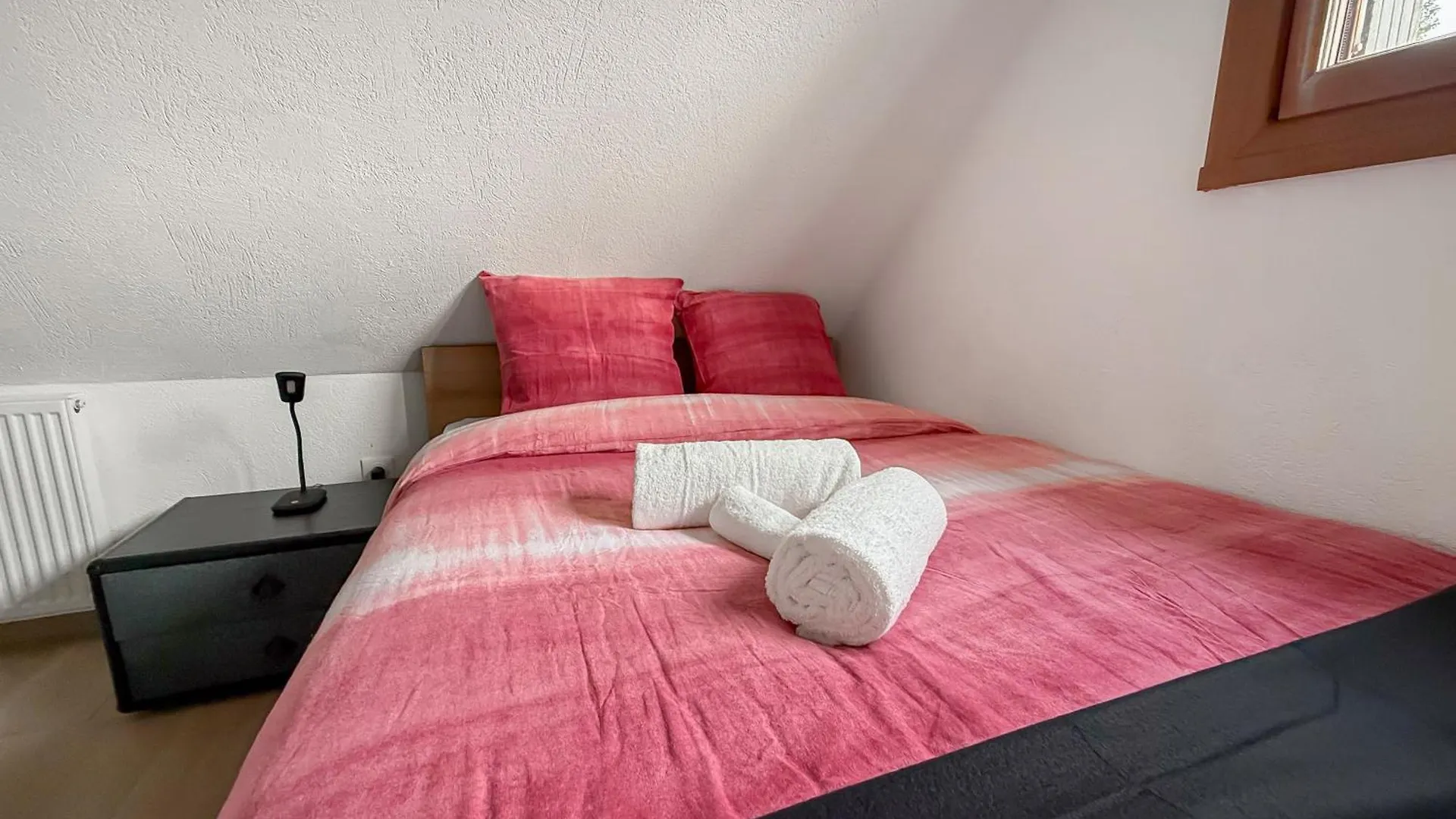 Maison Spacieuse Avec Jardin Et Parking Prive Moussy-le-Neuf Сasa de vacaciones